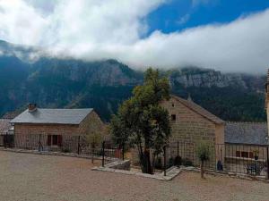 Maisons de vacances Gite Voute 3 etoiles de 2 a 4 pers au Manoir Du Charme dans les Gorges Du Tarn : photos des chambres