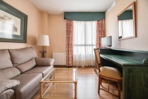 Suite room in Mercure Rio Badajoz