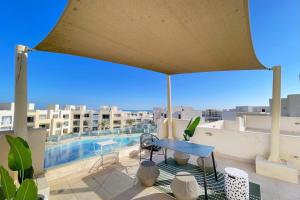 Snazzy 1BDR w Rooftop Mangroovy Free Pool & Beach Access