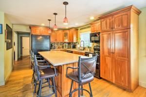 Walk to Beach: Maine Home w Hot Tub & Deck!