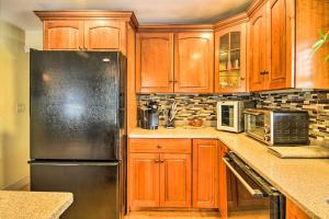 Walk to Beach: Maine Home w Hot Tub & Deck!