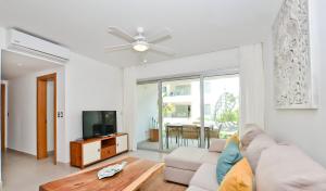 Beach Garden I F3 Luxury Condo