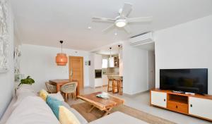 Beach Garden I F3 Luxury Condo