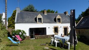 Maisons de vacances Belle longere en campagne a Larmor Baden : photos des chambres