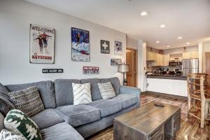 Premier Silver Mill 8281 - 2Br-Walk to Slopes! Kids Ski Free! condo