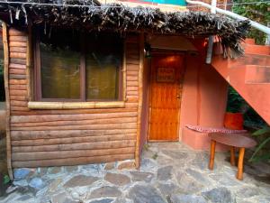 Yes Papa! Rooms only 100m from the beach!