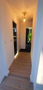 Contemporary Dublin Suite with hot tub