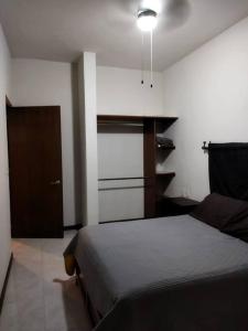 Casa totalmente nueva,2 cuartos 2 baños -Muy Segura