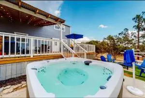Blue Retreat in the Hill Country - كيرفيل