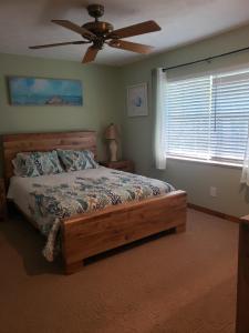 Large Family sized Ocean view home on a Island!