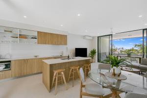 Cabarita Beachside - 1st Floor 2BR Apt by uHoliday