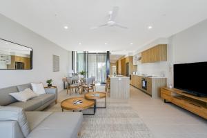 Cabarita Beachside - 1st Floor 2BR Apt by uHoliday