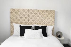 Stylish Spacious Auburn 3Bedroom House Near Olympic Park ANZ Stadium DFO Pet Friendly