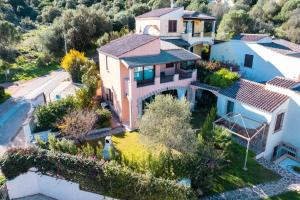 Villa Victoria 1.5 Km From The Beach - Happy Rentals