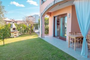 Villa Victoria 1.5 Km From The Beach - Happy Rentals
