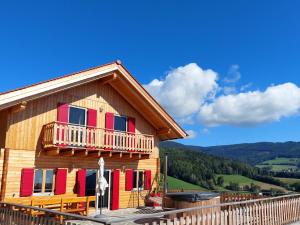 Bergchalet mit Wellness-Oase, Natur Pur