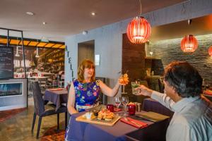 Hotels Logis Hotel Restaurant Le Fruitier : photos des chambres