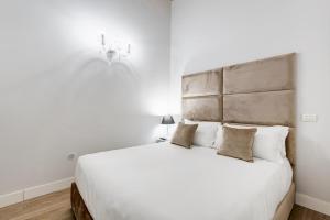 Spanish Queen Apartment