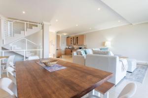 8 Sovereign Sands Sea Views, Blythdale
