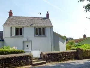 Spring Garden Cottage - 拉恩