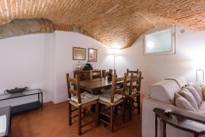 Santo Spirito Dream by Mmega