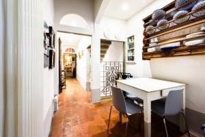 Santo Spirito Dream by Mmega