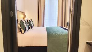 Hotels Star Champs-Elysees : photos des chambres