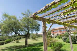 SOWELL Family Grau du Roi