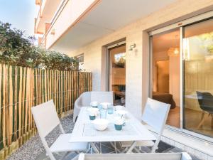 Studio le Galion-2 by Interhome