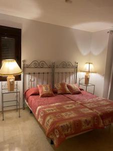 Balcones - Central Estepona 3 bed apt with pool and parking