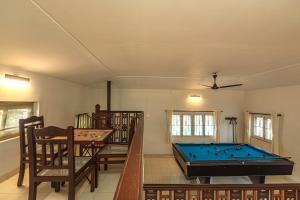 SaffronStays The Windsor House - 5BR Family & Celebration Villa with Pool, Lawn & Gazebo