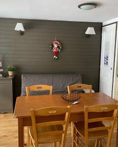 Au pays des marmottes Appartement 6 personnes plein sud sans vis à vis avec terrasse