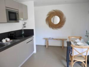 Appartements 2 pieces vue mer a 3 min des plages : photos des chambres