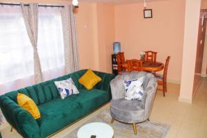 Royal Palms Executive 2& 1 bedrooms BNB Wote town