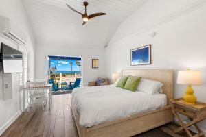 King Studio with Ocean View room in Inn on the Beach
