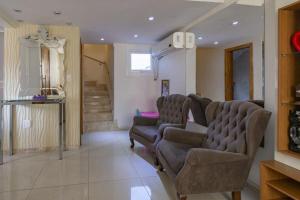 Rosa Casa Geminada Villa Mariana