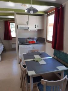 Appartements Bungalow de charme dans parc residentiel piscine : photos des chambres