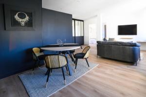 Appartements Le Boudoir du Palais Climatise & Luxueux : Appartement 2 Chambres