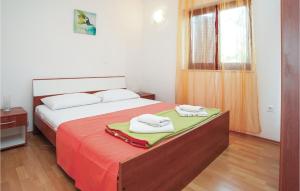 Gorgeous Apartment In Biograd With Wifi