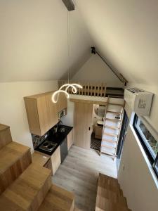 Mini Casa en Poblado Medellín FRN109 By Roots Rentals