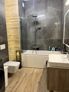 Industrial Apartment Sea View & Free Parking