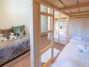 Appartement 130m² au pied des pistes avec piscine et sauna - FR-1-645-21