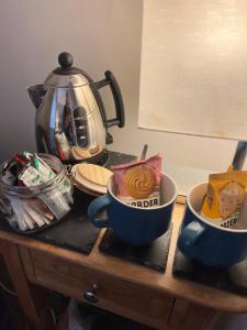 Horncliffe room only accommodation