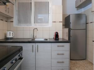 Alluring 2BR apartment in Thiseio