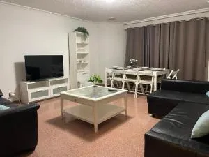 Piso Grande Amplio para grandes grupos 4 Dormitorios 2 baños,Asc 4AC y WIFI - 圣维森特德尔拉斯佩奇