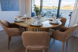 Spacious 3 Bedroom with 2 Terraces, pool, and walking distance to the beach