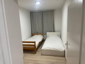 Große Apartment mit kostenlosen Parkplätze AVD 2