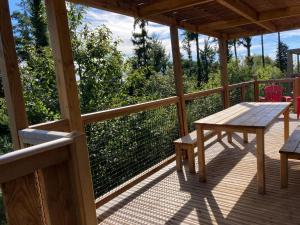 Campings Domaine du Coq Rouge - Camping naturiste - **** : Chalet 3 Chambres