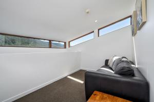 Elevation 3 bedroom and loft penthouse with gas fire and alpine views