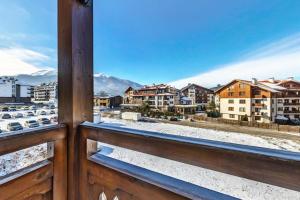 private apartments Emerald